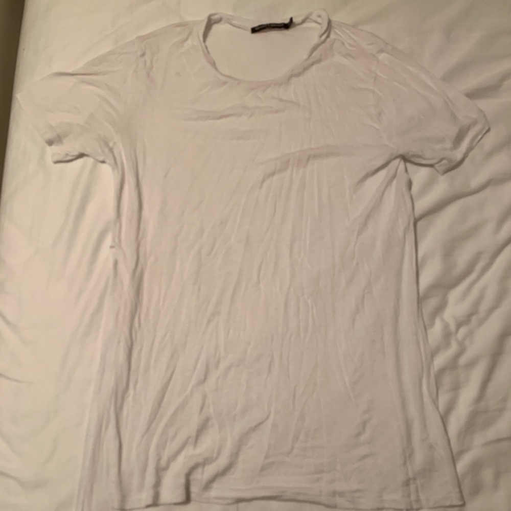 Brandy Melville high low shirt